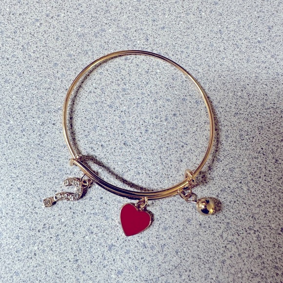 Charm bracelet - Picture 1 of 3